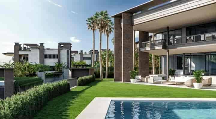 6 bedrooms house for sale in Marbella, Spain