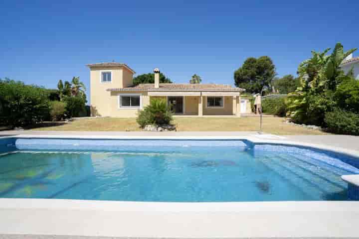 4 bedrooms house for rent in Estepona, Spain