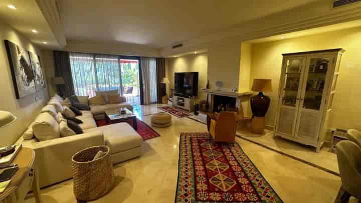 2 bedrooms apartment for rent in Marbella, Spain