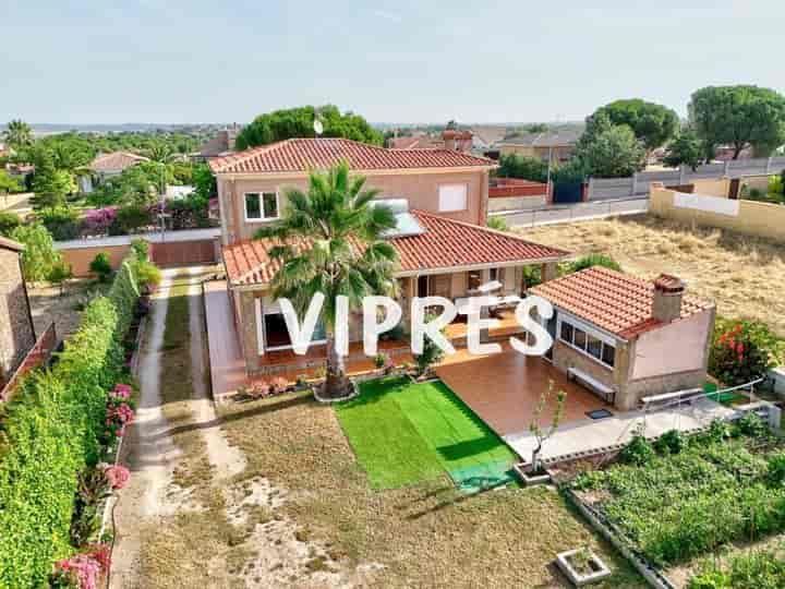 3 bedrooms house for sale in Malpartida de Caceres, Spain