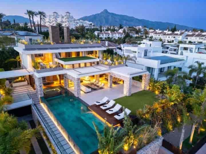 5 bedrooms house for sale in Puerto Banus, Spain