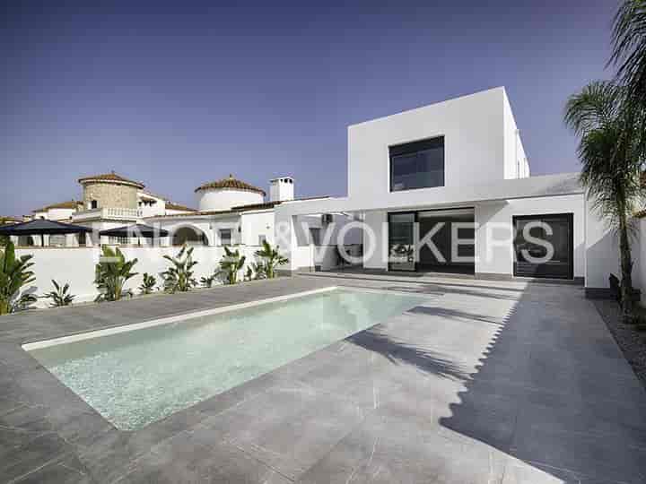 4 bedrooms house for sale in Empuriabrava, Spain