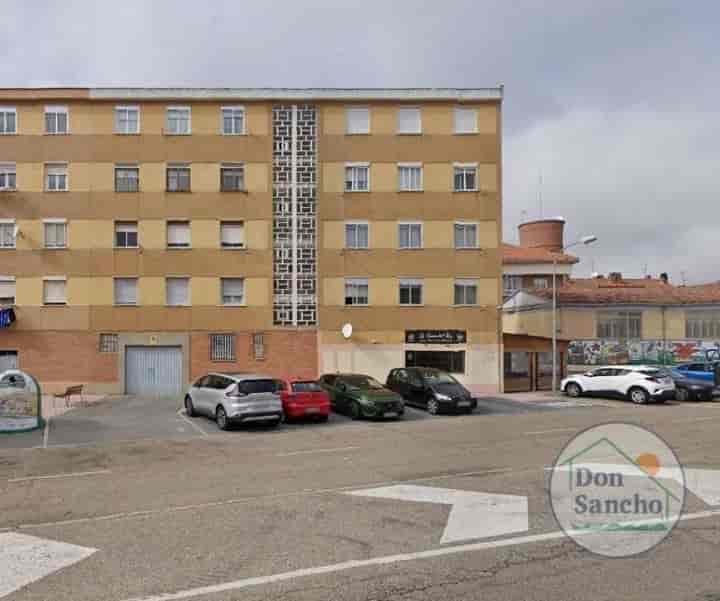 3 bedrooms apartment for sale in Campina del Pisuerga, Spain