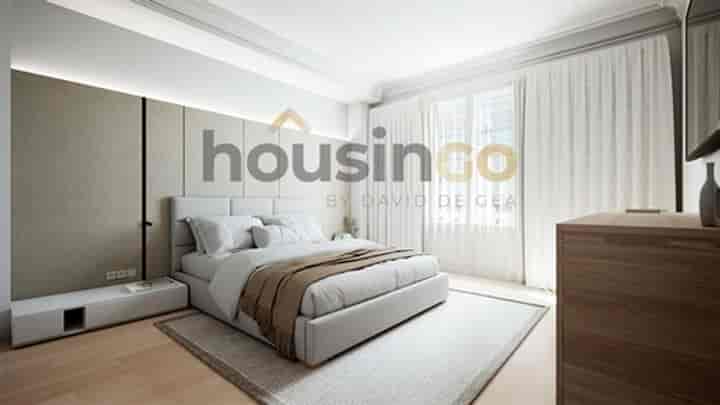 3 bedrooms apartment for sale in Madrid, Spain