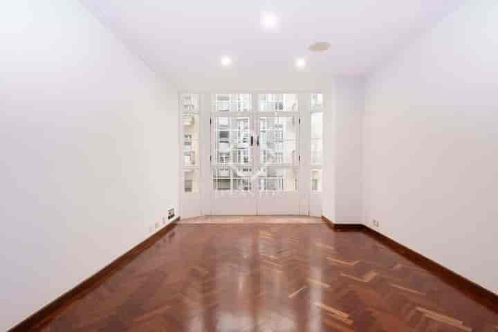 2 bedrooms apartment for rent in Vigo, Spain