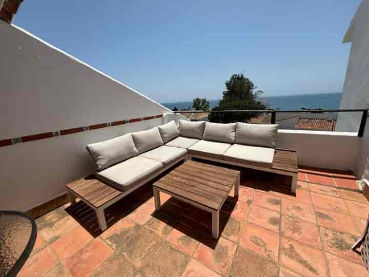 2 bedrooms apartment for rent in Sitio de Calahonda, Spain