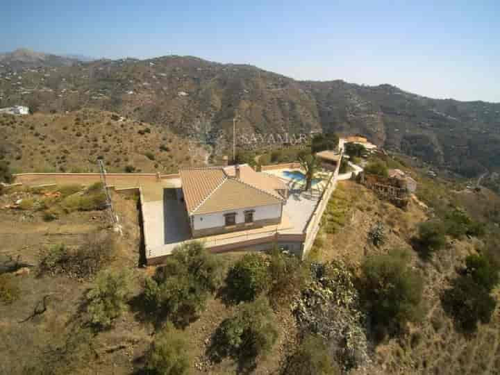 4 bedrooms house for sale in Sayalonga, Spain