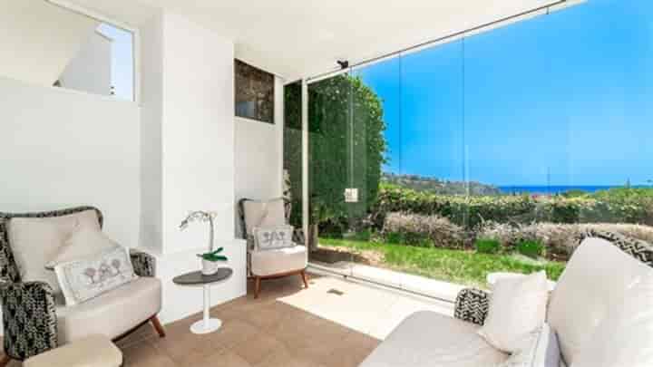 3 bedrooms apartment for sale in Benahavis, Spain