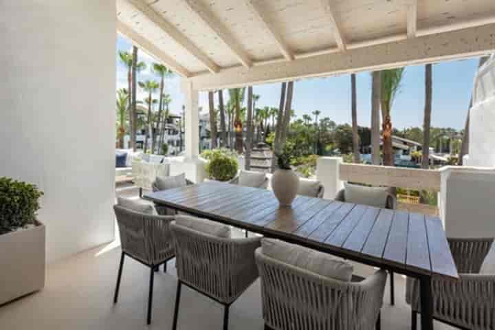 3 bedrooms apartment for sale in Marbella, Spain