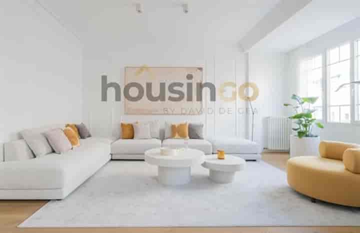 3 bedrooms apartment for sale in Madrid, Spain