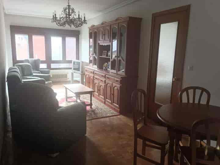 2 bedrooms apartment for sale in Oviedo, Spain