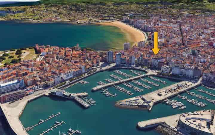 3 bedrooms apartment for sale in Gijon, Spain