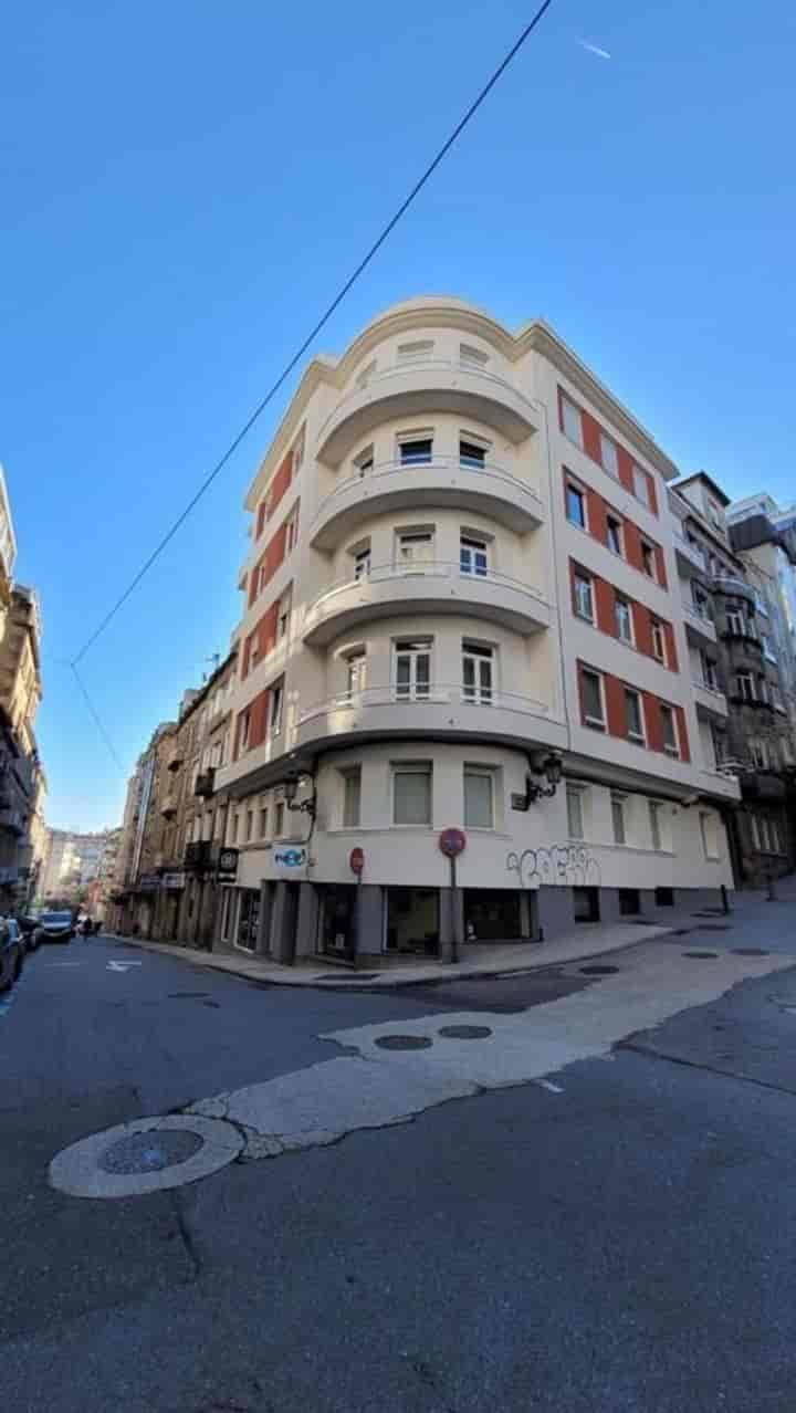 3 bedrooms apartment for sale in Vigo, Spain