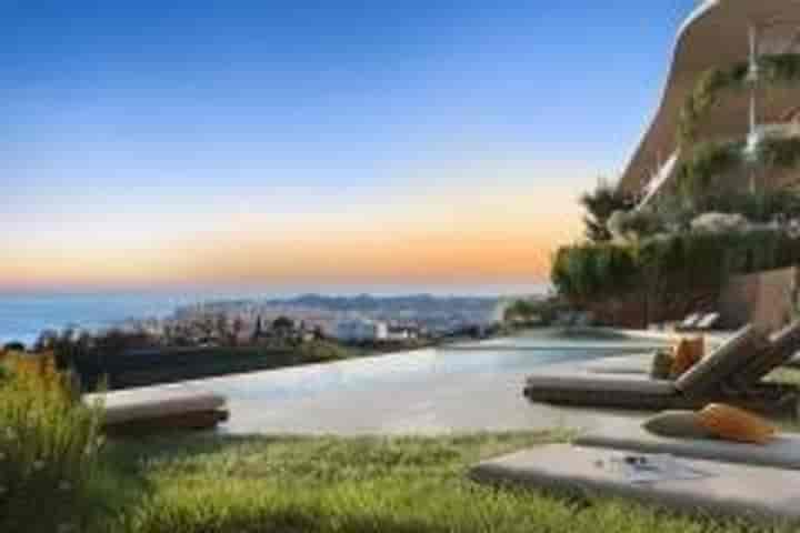 3 bedrooms apartment for sale in Fuengirola, Spain