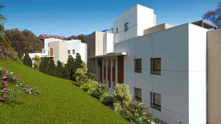 3 bedrooms house for sale in Nueva Andalucia, Spain