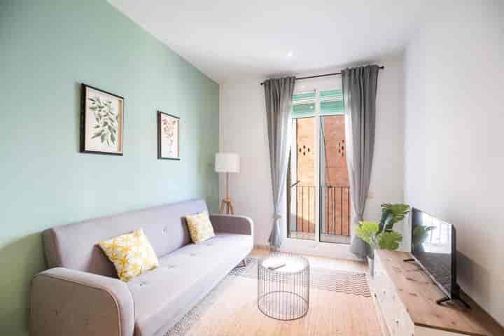 2 bedrooms apartment for sale in Sants-Montjuic, Spain