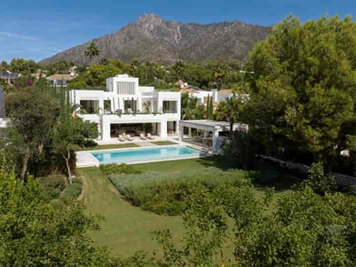 5 bedrooms house for sale in Marbella, Spain