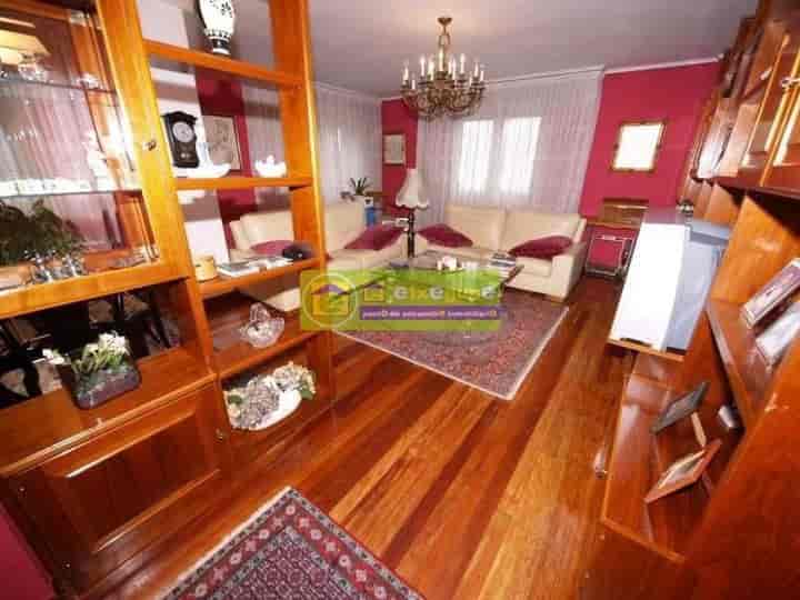 3 bedrooms apartment for sale in Santurtzi, Spain