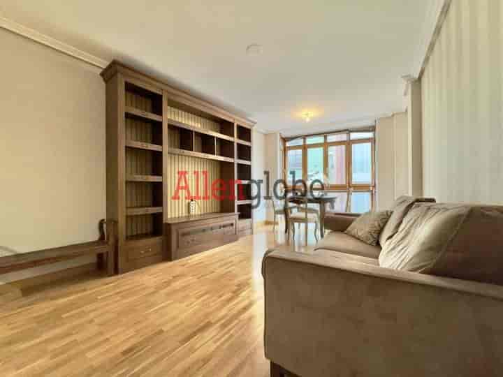 3 bedrooms apartment for sale in Oviedo, Spain