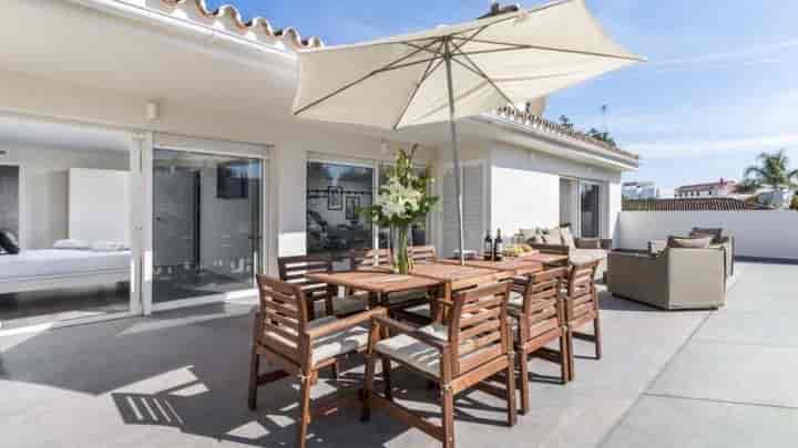 5 bedrooms house for sale in Nueva Andalucia, Spain