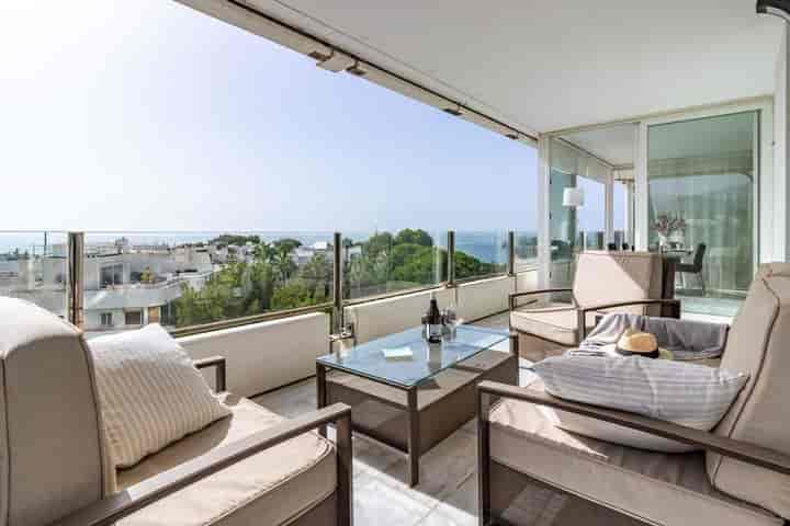 2 bedrooms apartment for rent in Marbella, Spain