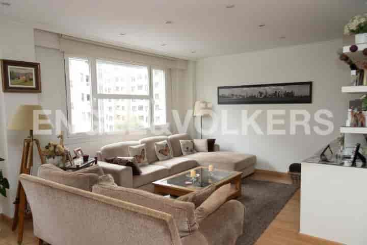 3 bedrooms apartment for rent in Vigo, Spain