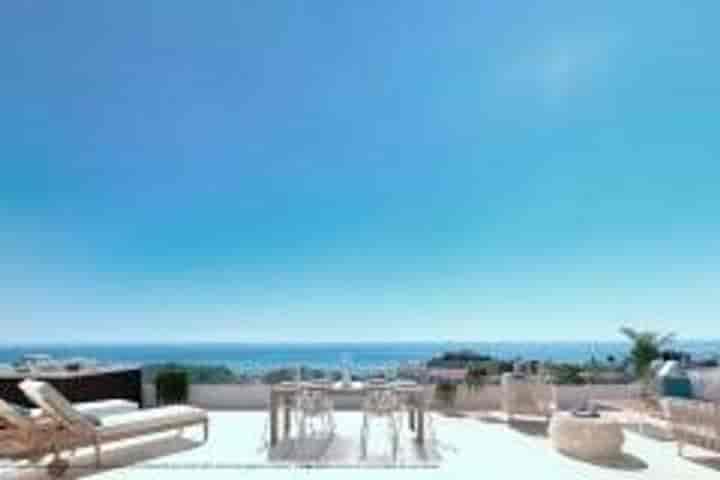 3 bedrooms apartment for sale in Fuengirola, Spain