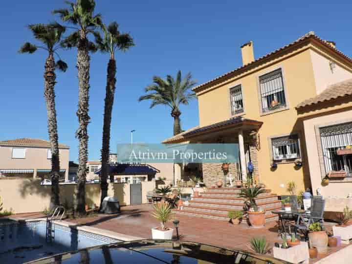 4 bedrooms house for rent in Torrevieja, Spain