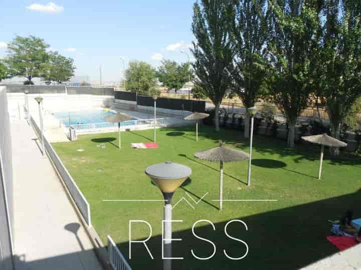 2 bedrooms apartment for sale in Carabanchel, Spain