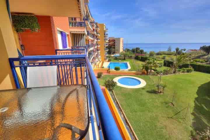 2 bedrooms apartment for rent in Benajarafe, Spain