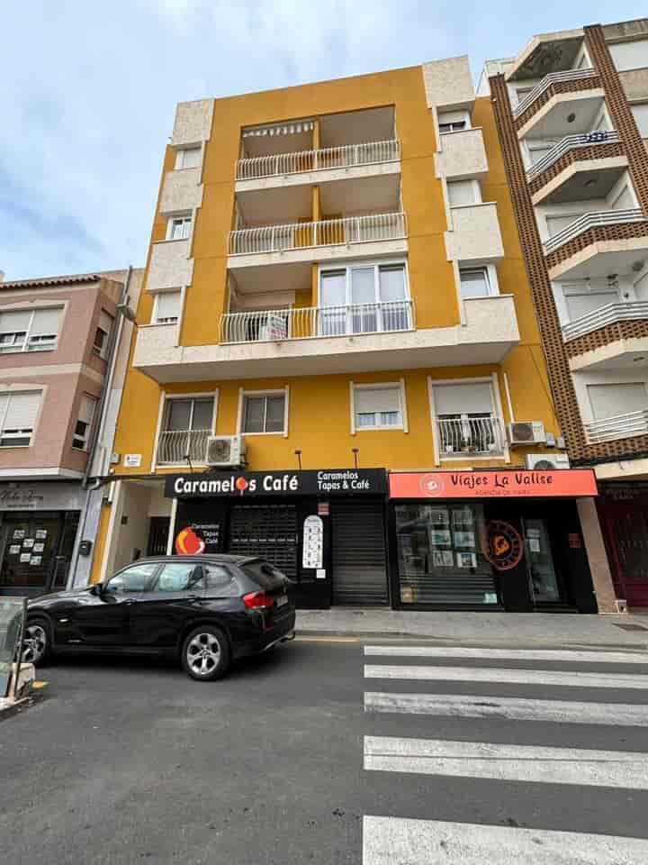 3 bedrooms apartment for sale in Centro, Spain