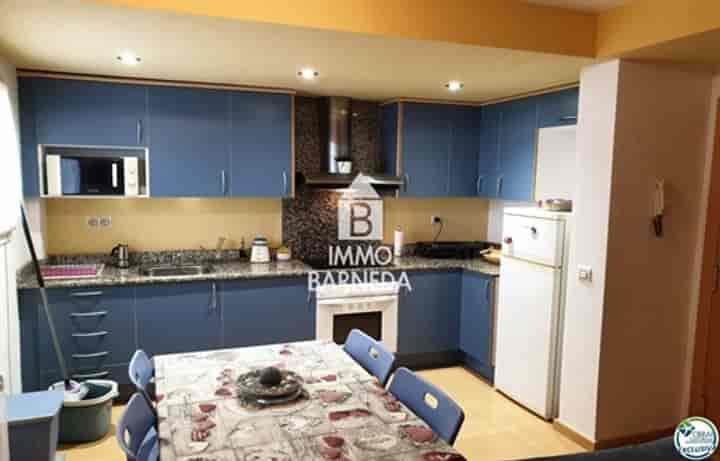 2 bedrooms apartment for sale in Roses, Spain