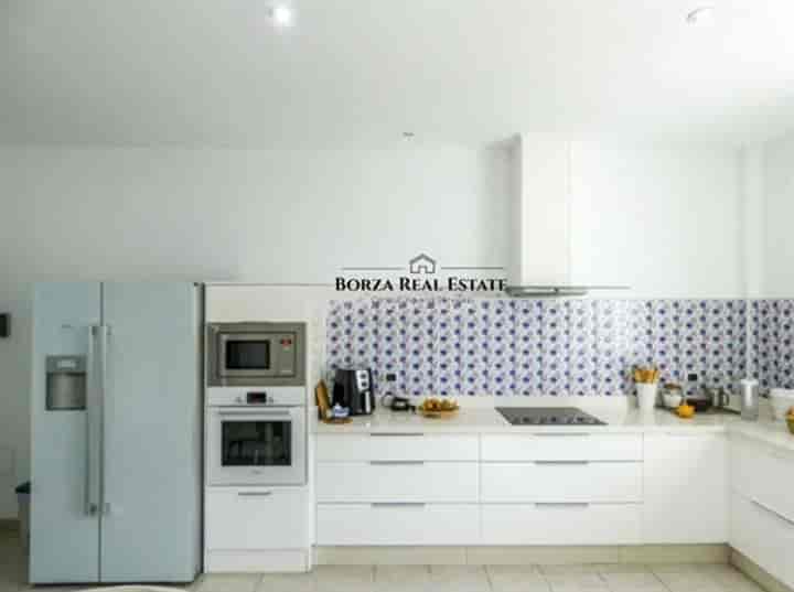 9 bedrooms house for sale in Arona, Spain