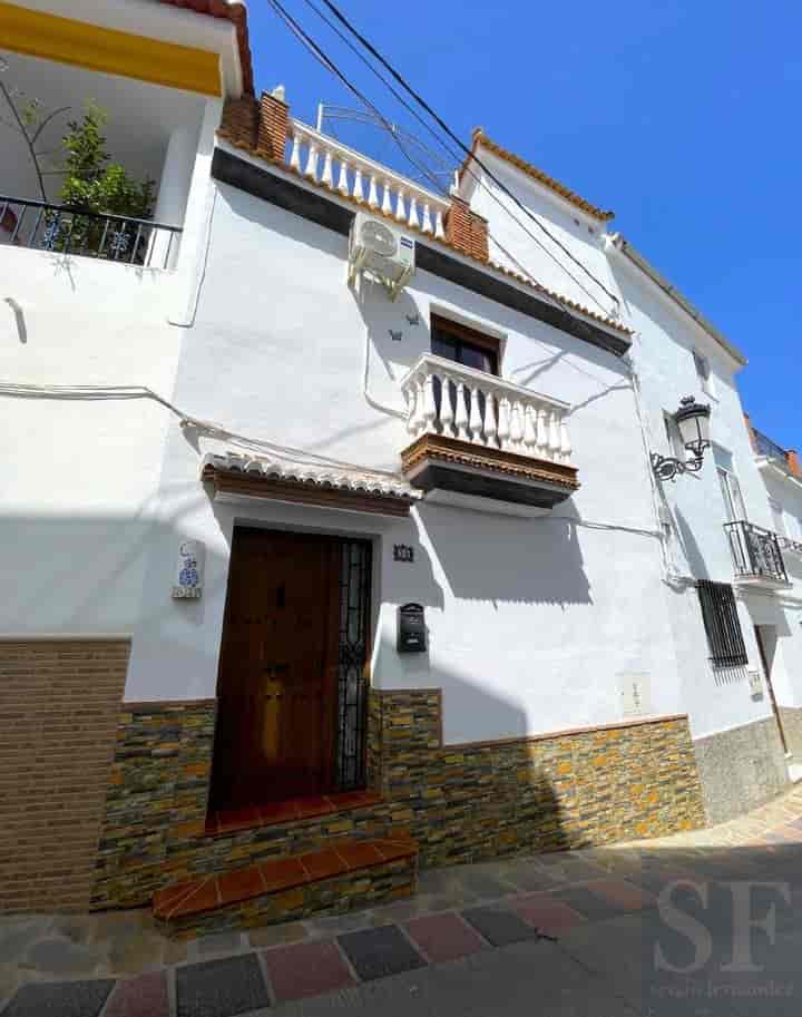 2 bedrooms house for sale in Competa, Spain