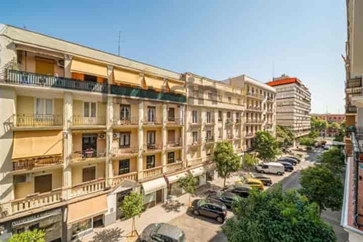 3 bedrooms apartment for sale in Madrid, Spain