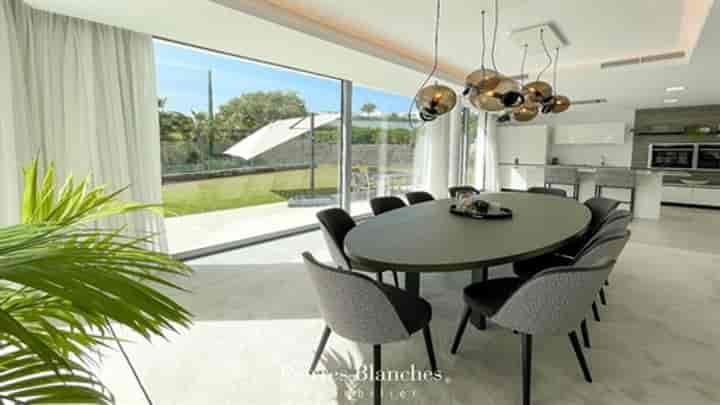 4 bedrooms house for sale in Nueva Andalucia, Spain