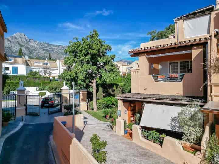 2 bedrooms house for sale in Nagueles, Spain