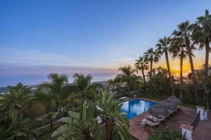 6 bedrooms house for sale in Rio Real-Los Monteros, Spain