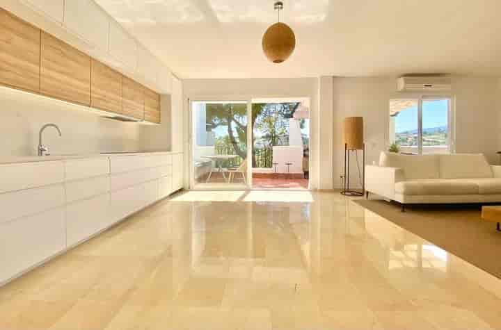 4 bedrooms house for sale in Nueva Andalucia, Spain