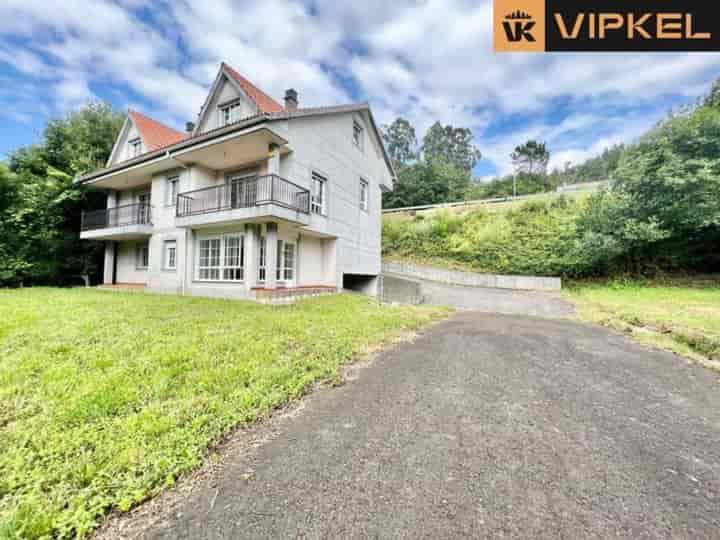 10 bedrooms house for sale in Santiago de Compostela, Spain