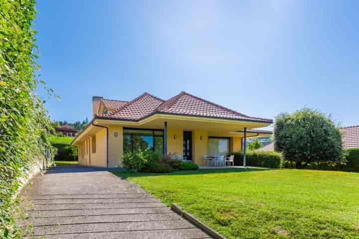 4 bedrooms house for sale in Gorraiz, Spain