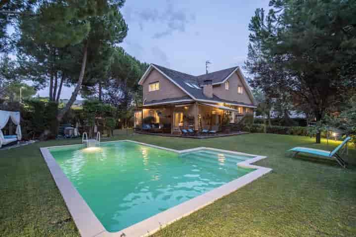 6 bedrooms house for sale in Las Rozas de Madrid, Spain