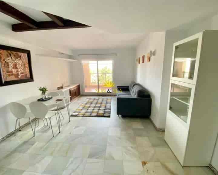 2 bedrooms apartment for rent in Playa de los Locos, Spain