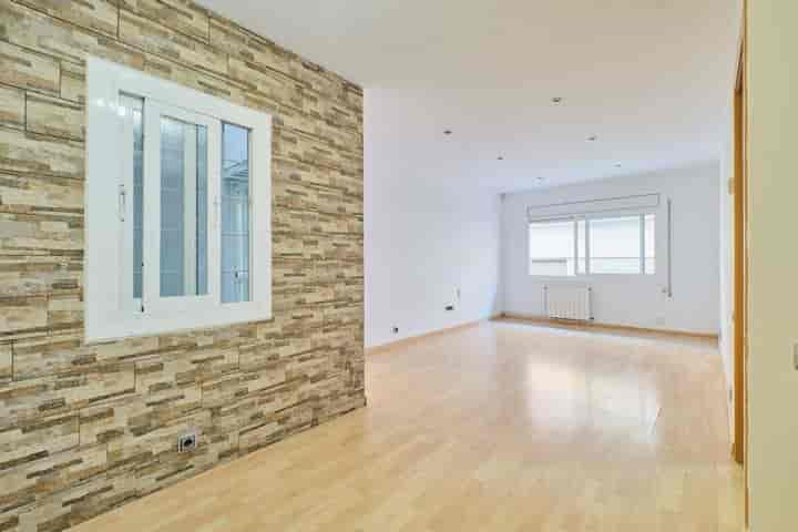 3 bedrooms apartment for sale in Sants-Montjuic, Spain