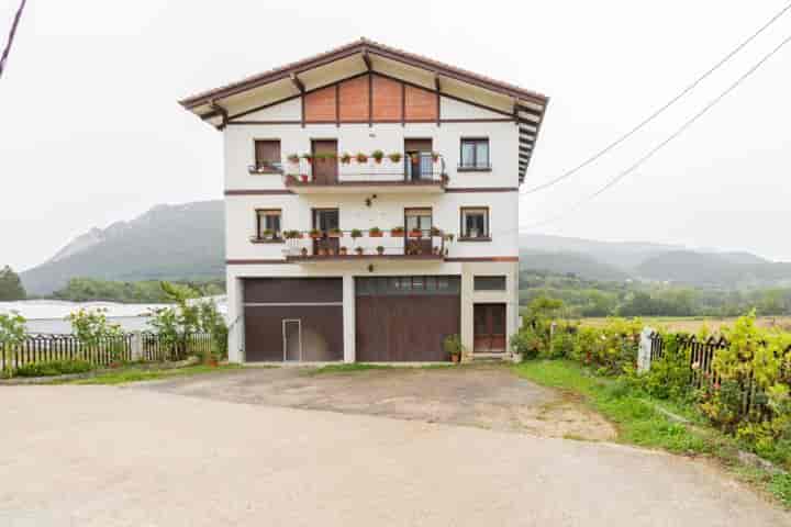 4 bedrooms apartment for sale in Navarre, Spain