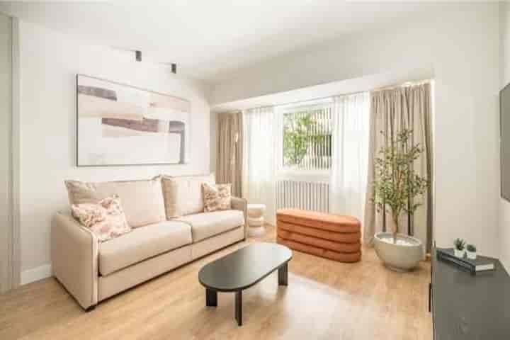 2 bedrooms apartment for sale in Salamanca, Spain