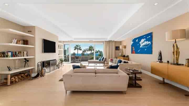 3 bedrooms apartment for sale in Marbella, Spain