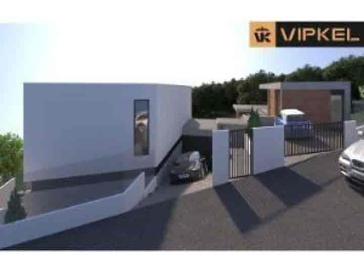 3 bedrooms house for sale in Oleiros, Spain