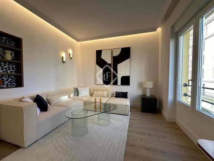 2 bedrooms apartment for sale in Madrid, Spain