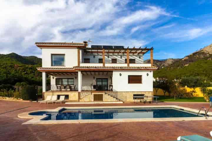 5 bedrooms house for sale in La Cala de Mijas, Spain